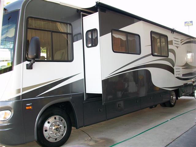 2007 Coachmen Aurora
